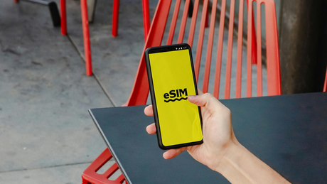eSIM Safety Guide: Why It’s Safer Than Public Wi-Fi When Traveling
