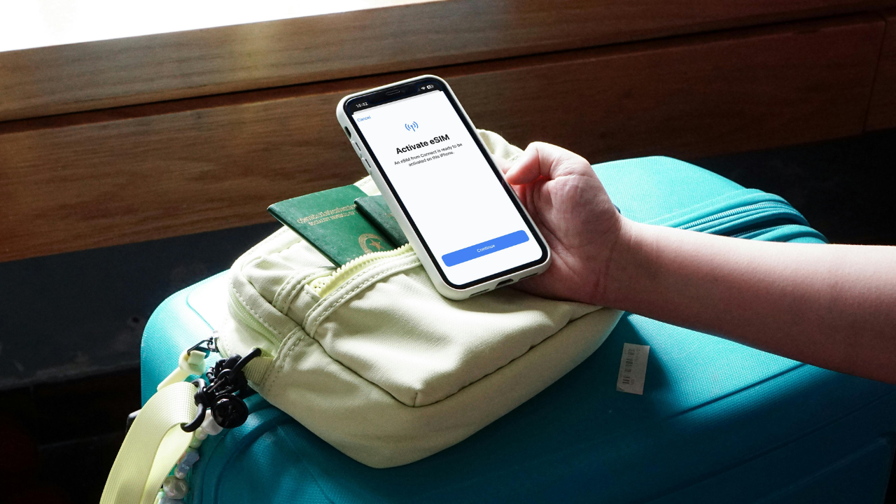 Should You Buy a SIM Before or After Landing?
